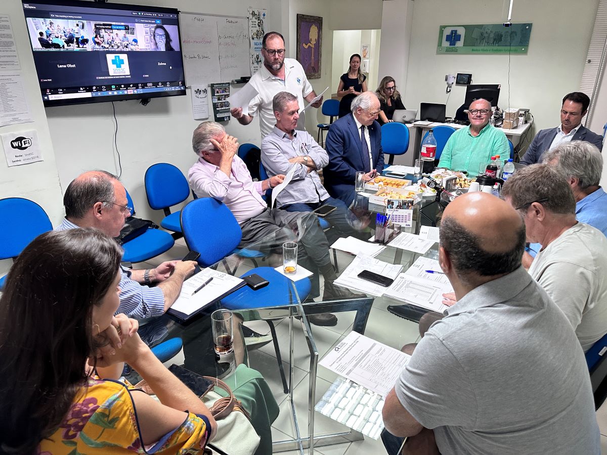 COSEMESC avança em pautas estratégicas sobre remuneração e formação médica